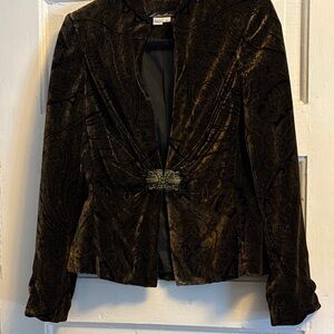 Lillie Rubin Black Velvet Blazer with Embellished Closure